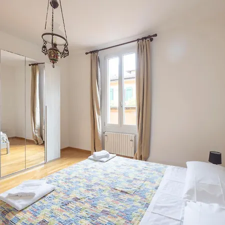 Family & Friends By Shortholidays