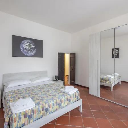 Family & Friends By Shortholidays アパート