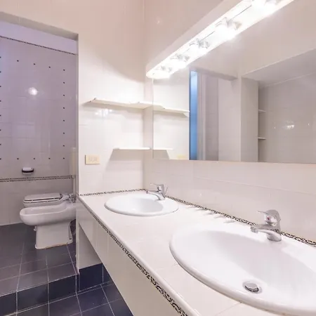 דירה Family & Friends By Shortholidays בולוניה