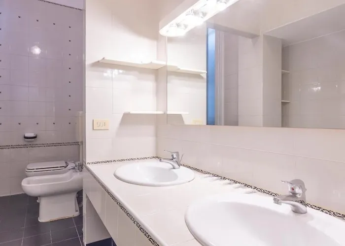 아파트 Family & Friends By Shortholidays 볼로냐