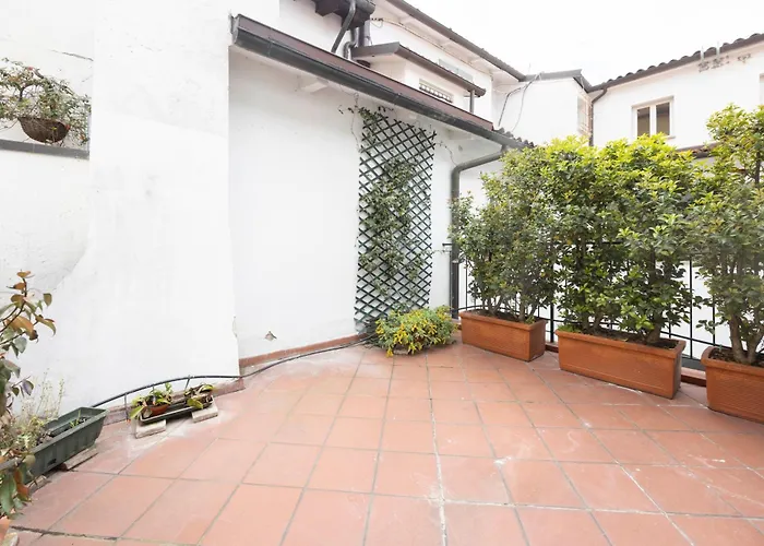 Family & Friends By Shortholidays *