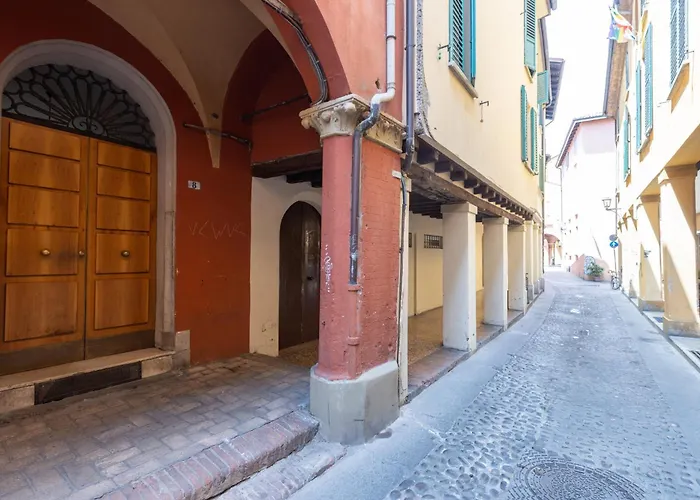 Family & Friends By Shortholidays